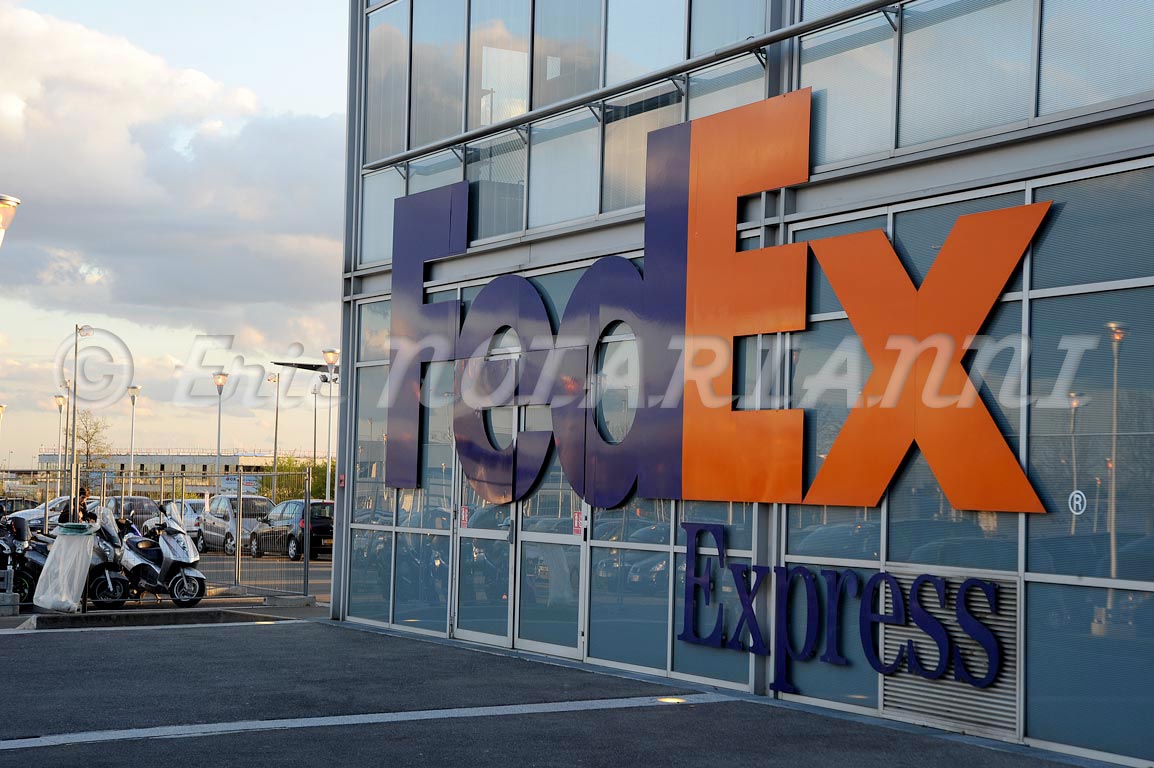 fedex
